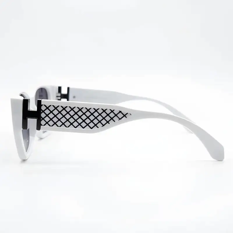 White Frame Square Sunglasses Gradient Lenses | Nigah - View 2