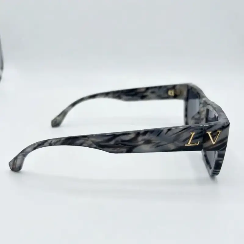 Grey Marble Flat Top Sunglasses with Gradient Lenses | Nigah - View 2
